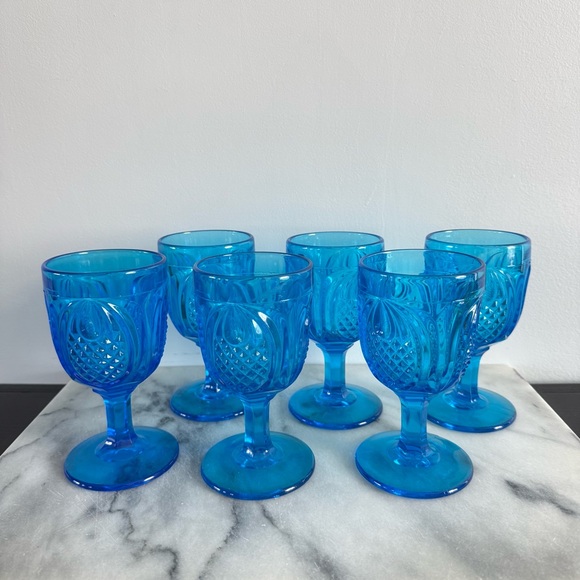 Fenton 6 Glass Colonial Blue Goblets New England Pineapple Pedestal Footed Water